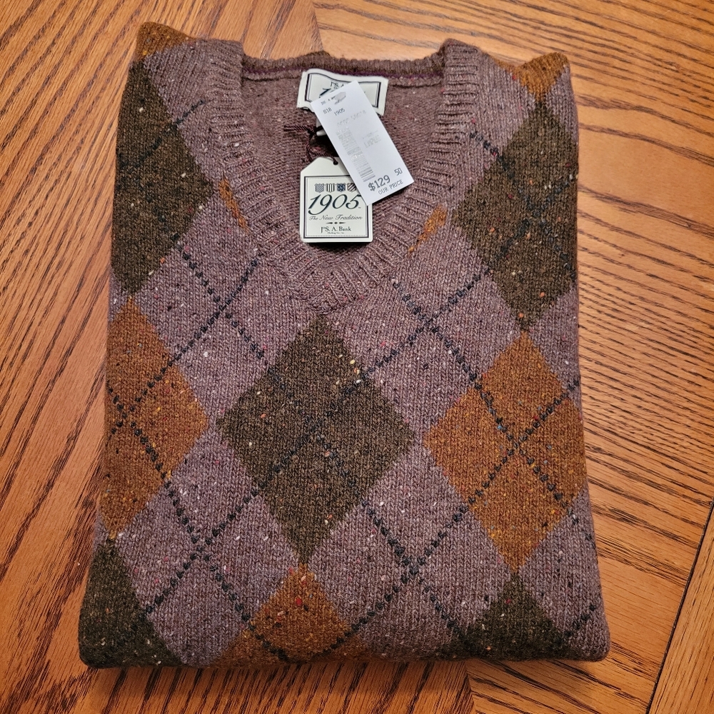 Jos. A Bank Argyle Sweater Sizes XL or L.  Wonderful Christmas gift! - Picture 11 of 12